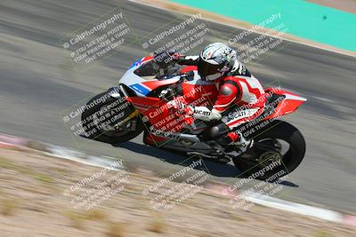 media/Oct-15-2022-TrackXperience (Sat) [[8f70b8b0be]]/Group 2/session 4 turn 1/